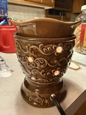Scentsy ROMA Retired Daisy Wax Warmer Light Flowers Full Size Brown & Wax Melts