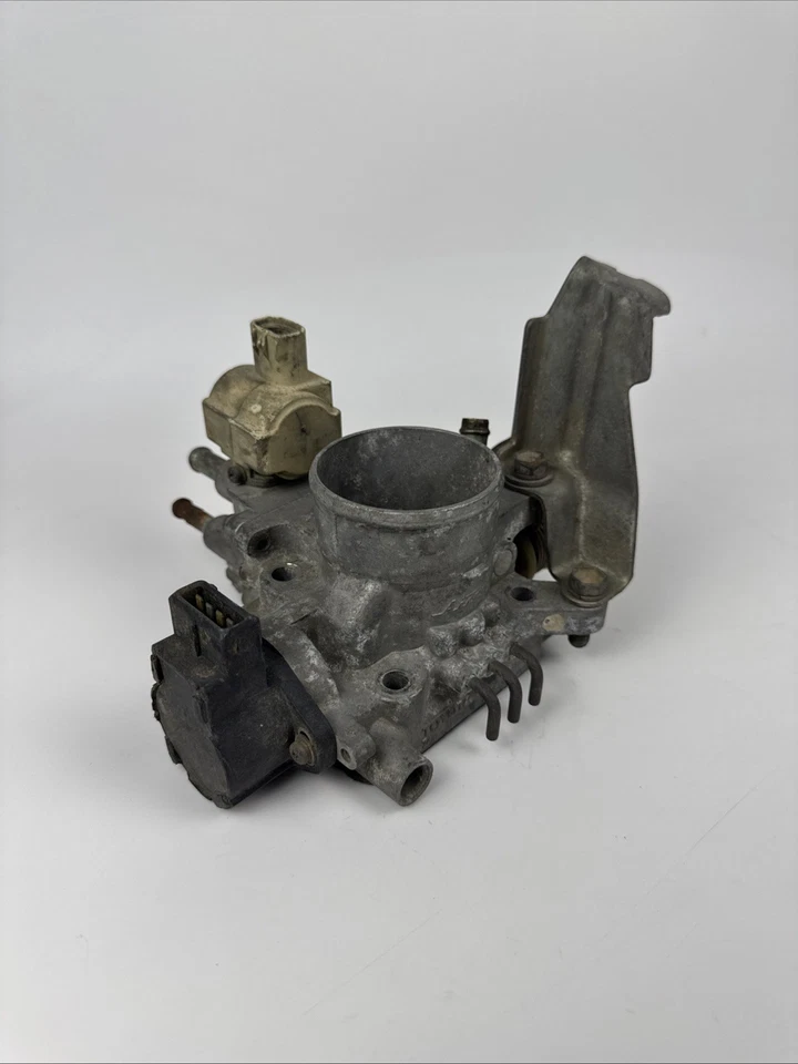 Toyota Camry 1989 carrocería del acelerador Foto 4 de 4