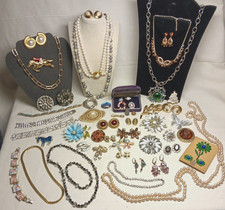 Vintage Jewelry Lot Marvellla Coro Monet DuBarry Lee Wolfe Ciner Trifari
