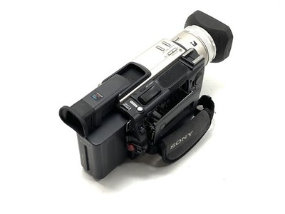 SONY DCR-TRV900E Mini DV Tape Digital Video Camera HANDYCAM