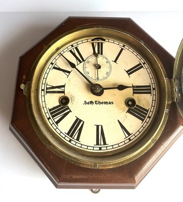 Vintage ONE DAY LEVER SETH THOMAS Chronometer Octagon Wall Clock