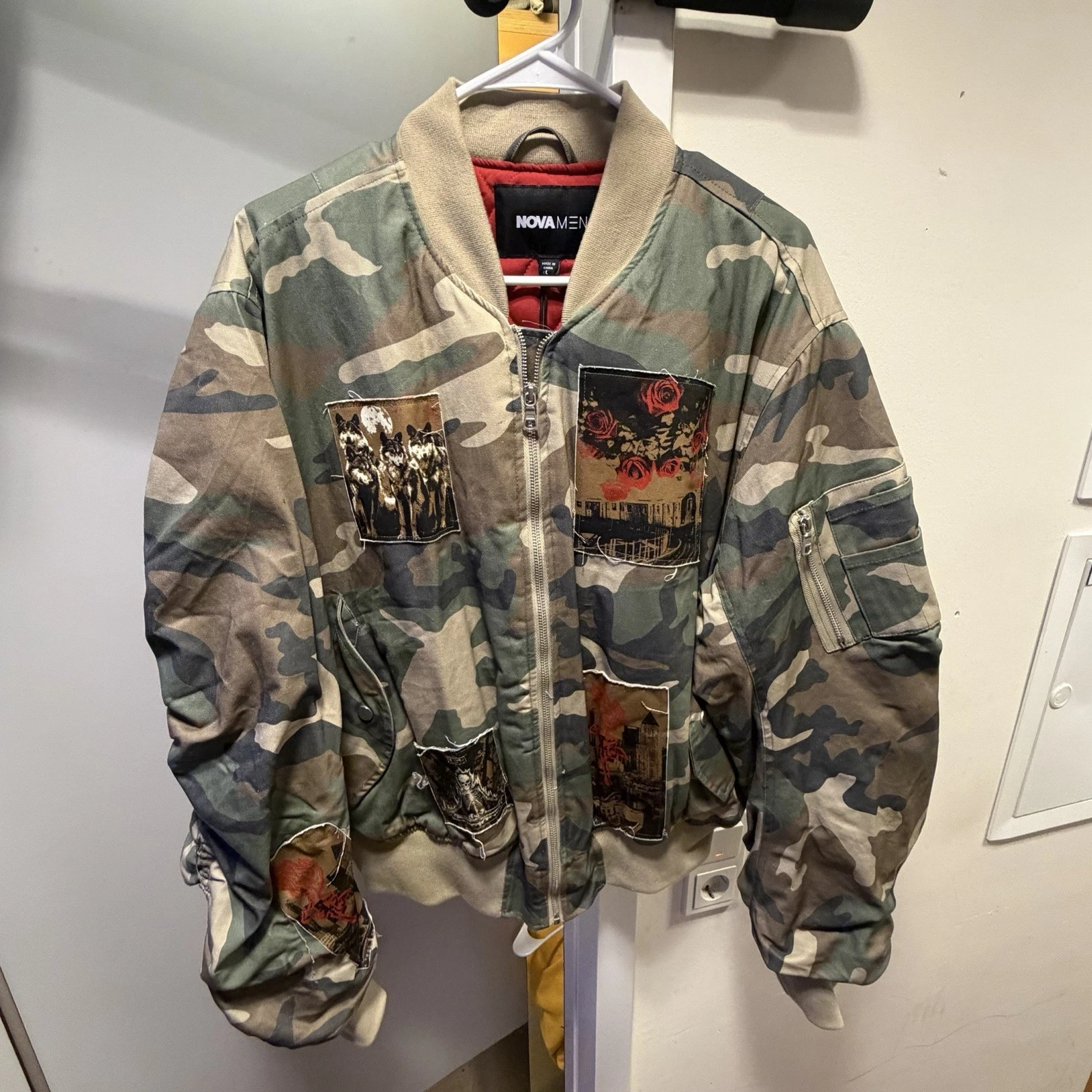 NOVAMEN Oversized Padded Distressed Patched Bomber Jacket Camouflage Size L NWT - product detail image 1