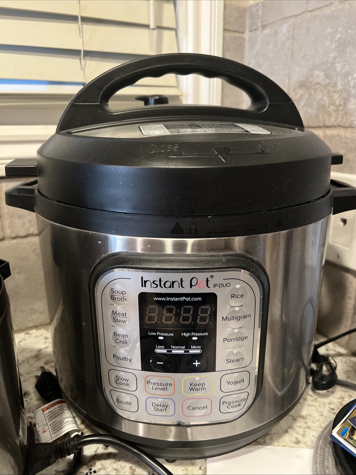 Instant Pot Duo Electric Pressure Cooker-Stainless Steel/Black, 8Qt IP-DUO80 V2-image