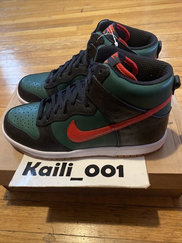 dunk low supreme spark