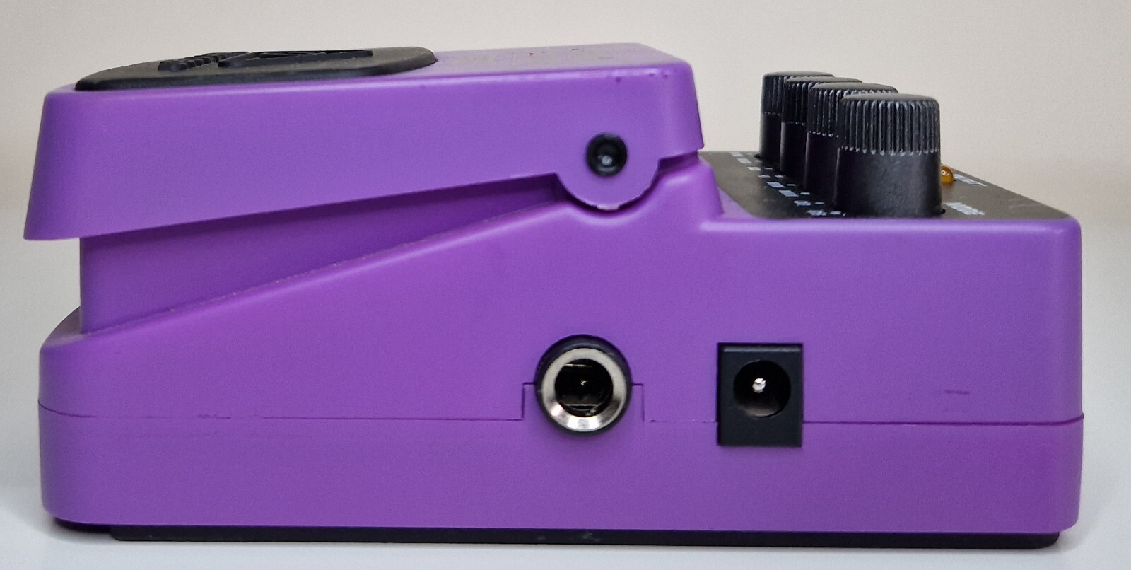 Behringer OD300 Overdrive Distortion Effects Pedal Pedal Only