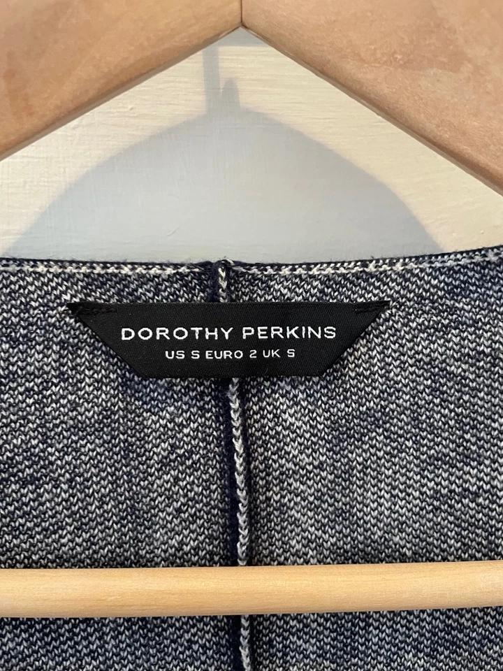 Dorothy Perkins Beautiful Geometric Kimono Style Cardigan Size S - Image 3 of 4