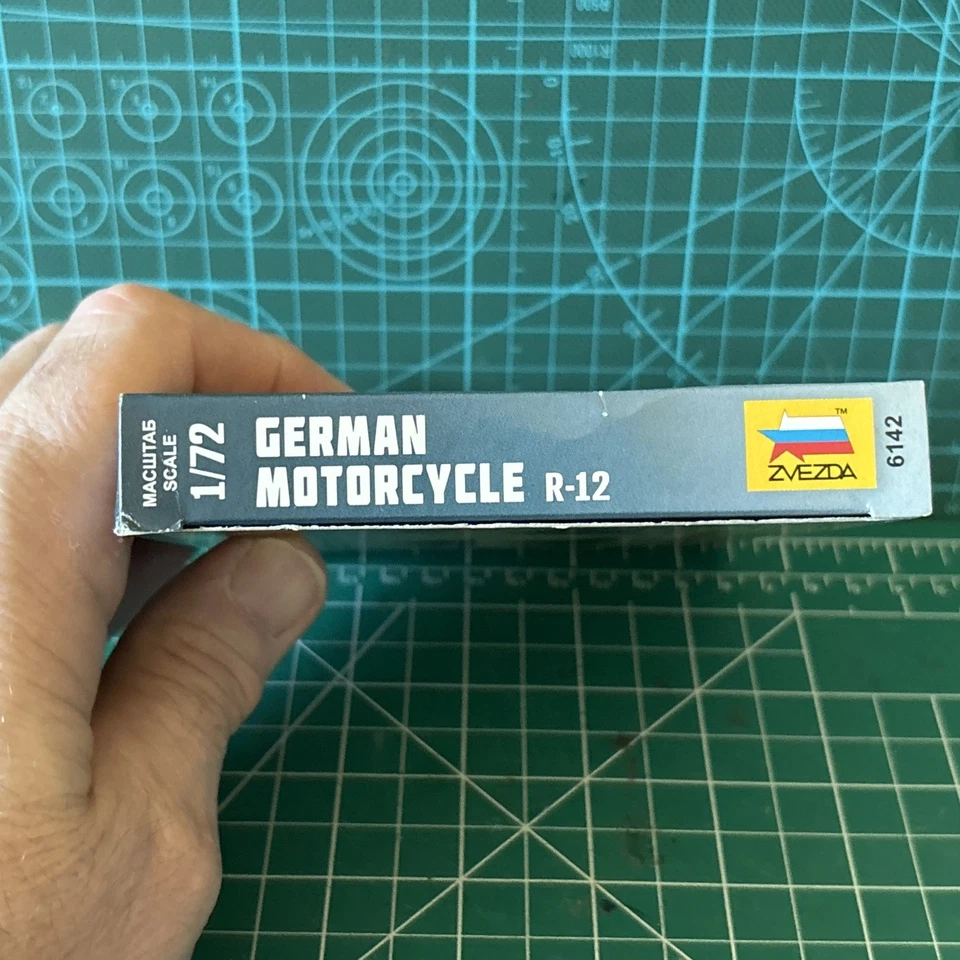 Modelos 1/72 Moto Alemana R-12 con Sidecar Foto 3 de 4