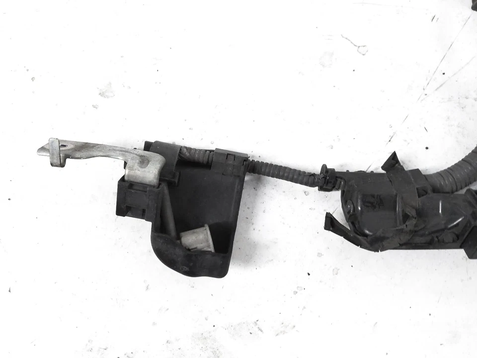 Chicote de fios do motor principal Toyota Highlander 2014-2017 82121-0E180 - Imagem 2 de 4