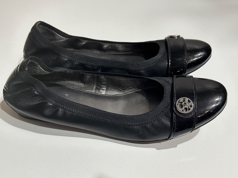 Coach Chelsea Chelsey Black Leather Ballet Flat Strap Logo 10B Comfort