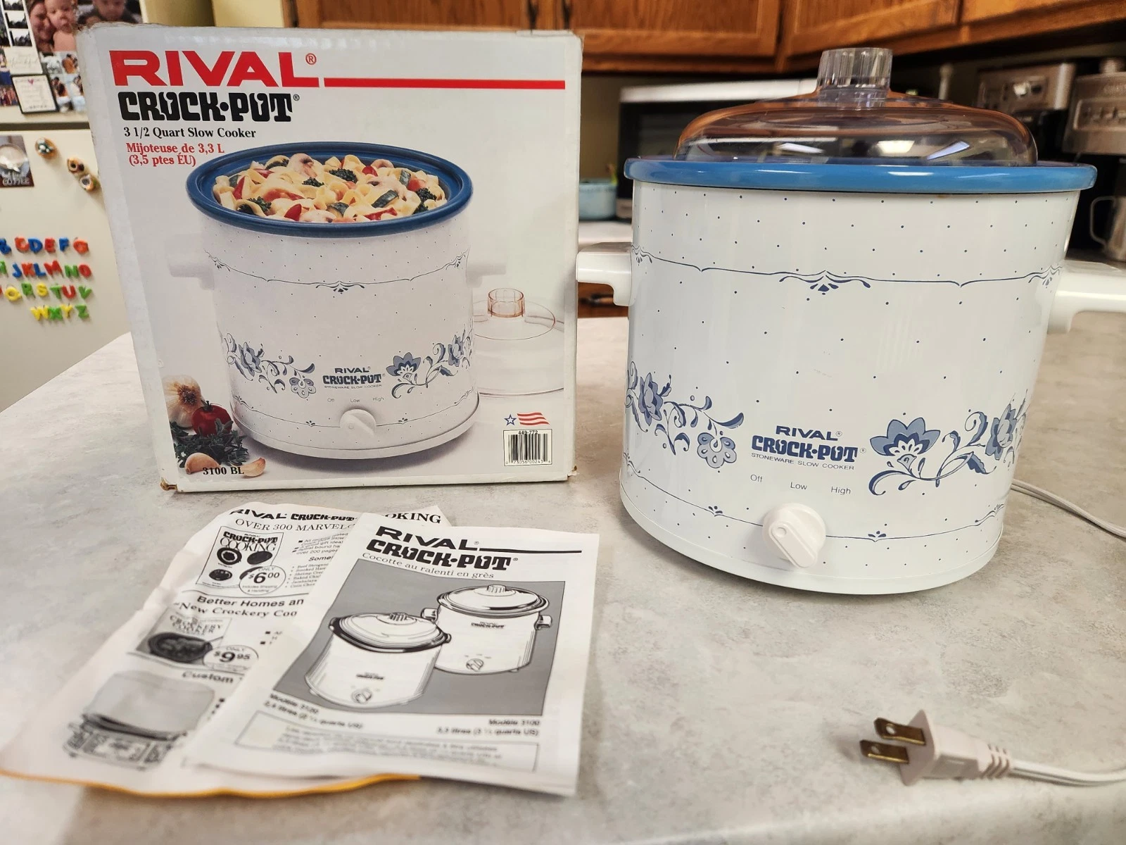 Vintage Rival Slow Cooker 3.5qt Model #3100 Blue Floral Kitchenware w/ box