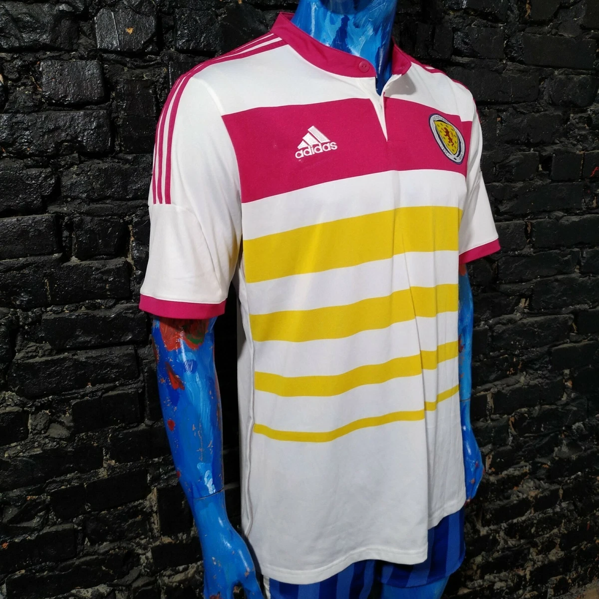 scotland yellow away top