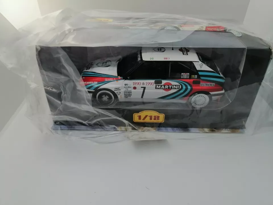 Nº34 NEW LANCIA DELTA INTEGRALE 16V 1990 D.AURIOL 1:18 RALLY IXO/ALTAYA DIECAST - Image 2 of 4