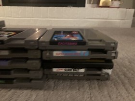Nintendo NES lot of 28  Zelda, Castlevania, Mario, Ninja Gaiden, TMNT, sport