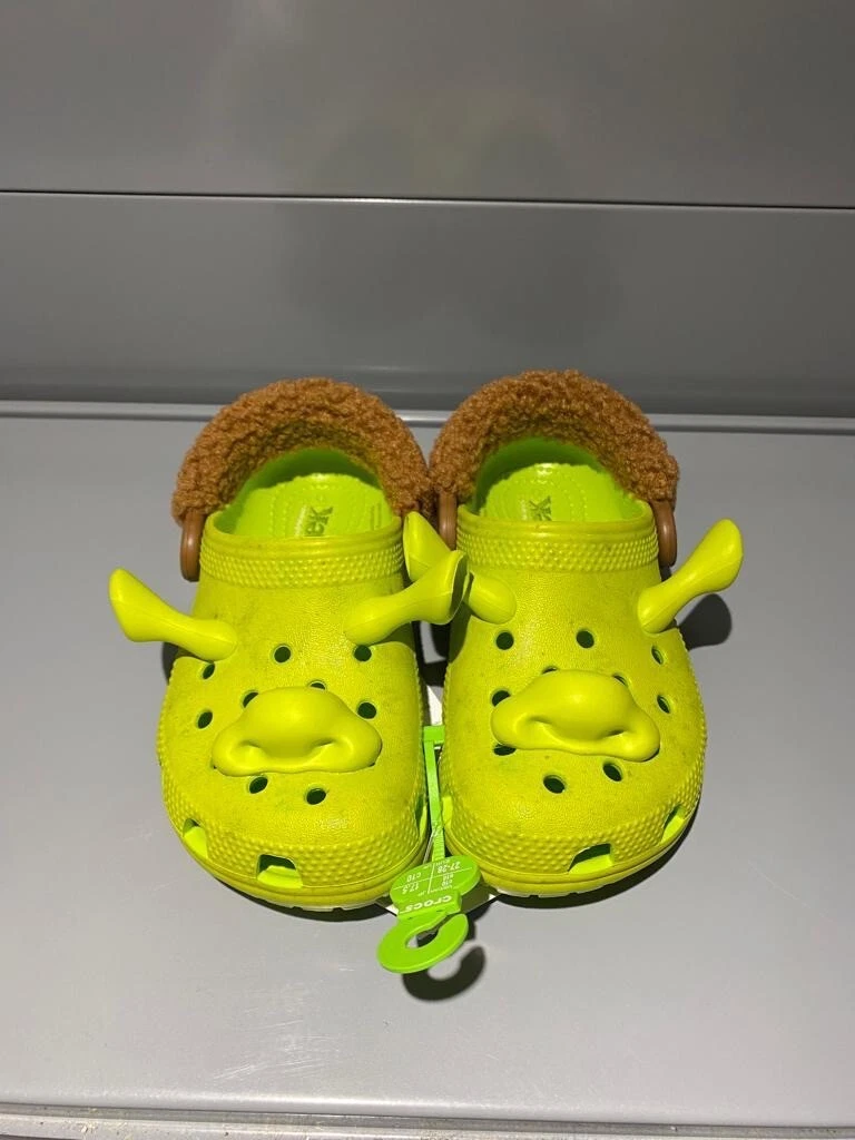 Mens shrek shop crocs
