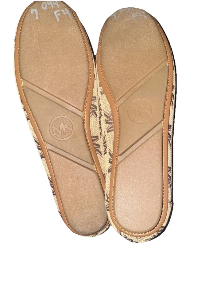 Mocasines planos Michael Kors, Juliet, mocasín en un logotipo de firma marrón tostado Foto 3 de 4