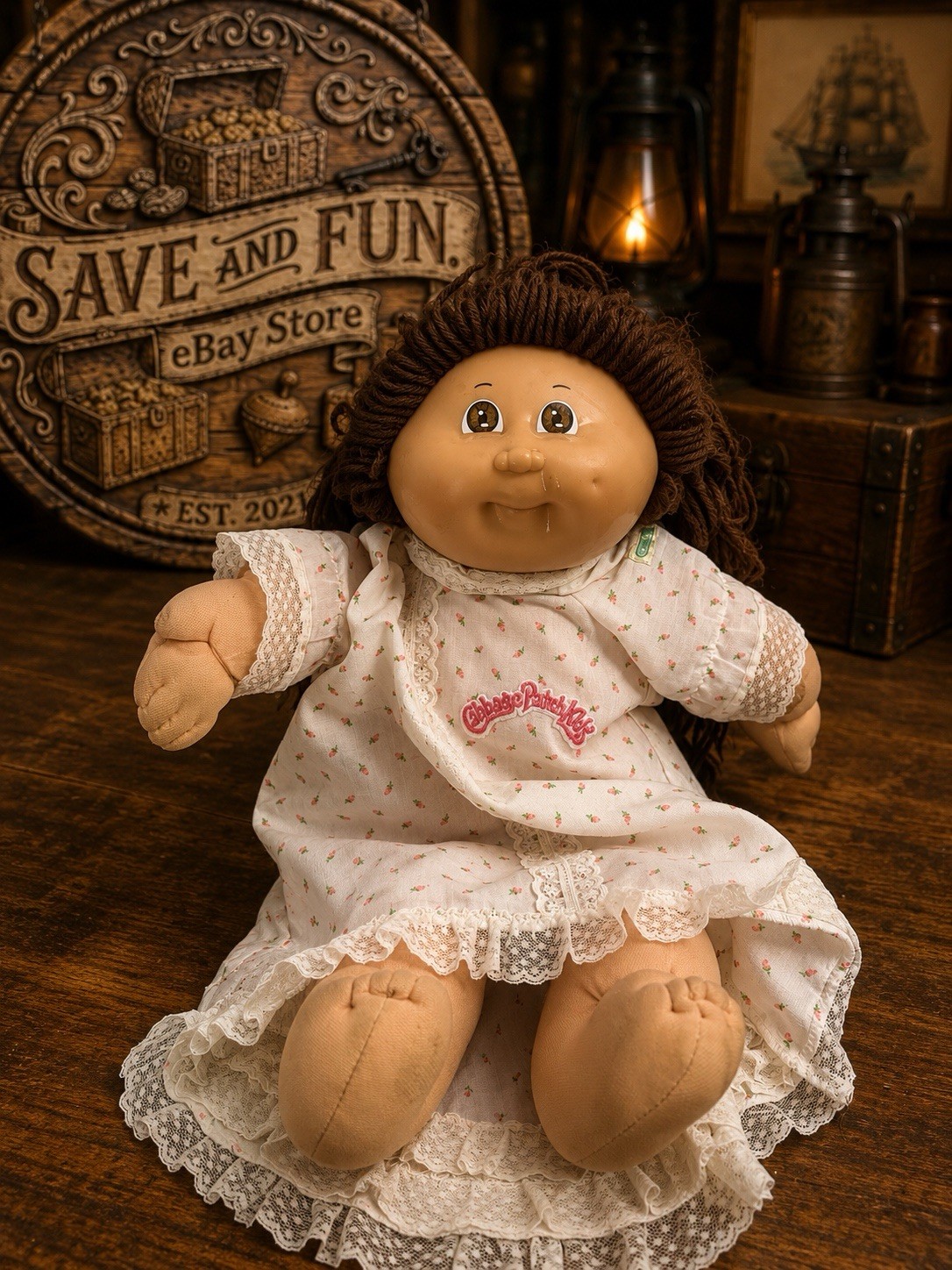 Vintage 1984 CABBAGE PATCH KIDS Girl brown Hair  Eyes