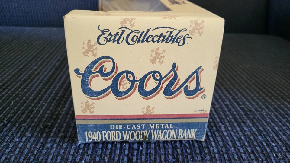 ERTL Collectibles 1940 woody wagon bank new - Image 3 of 4