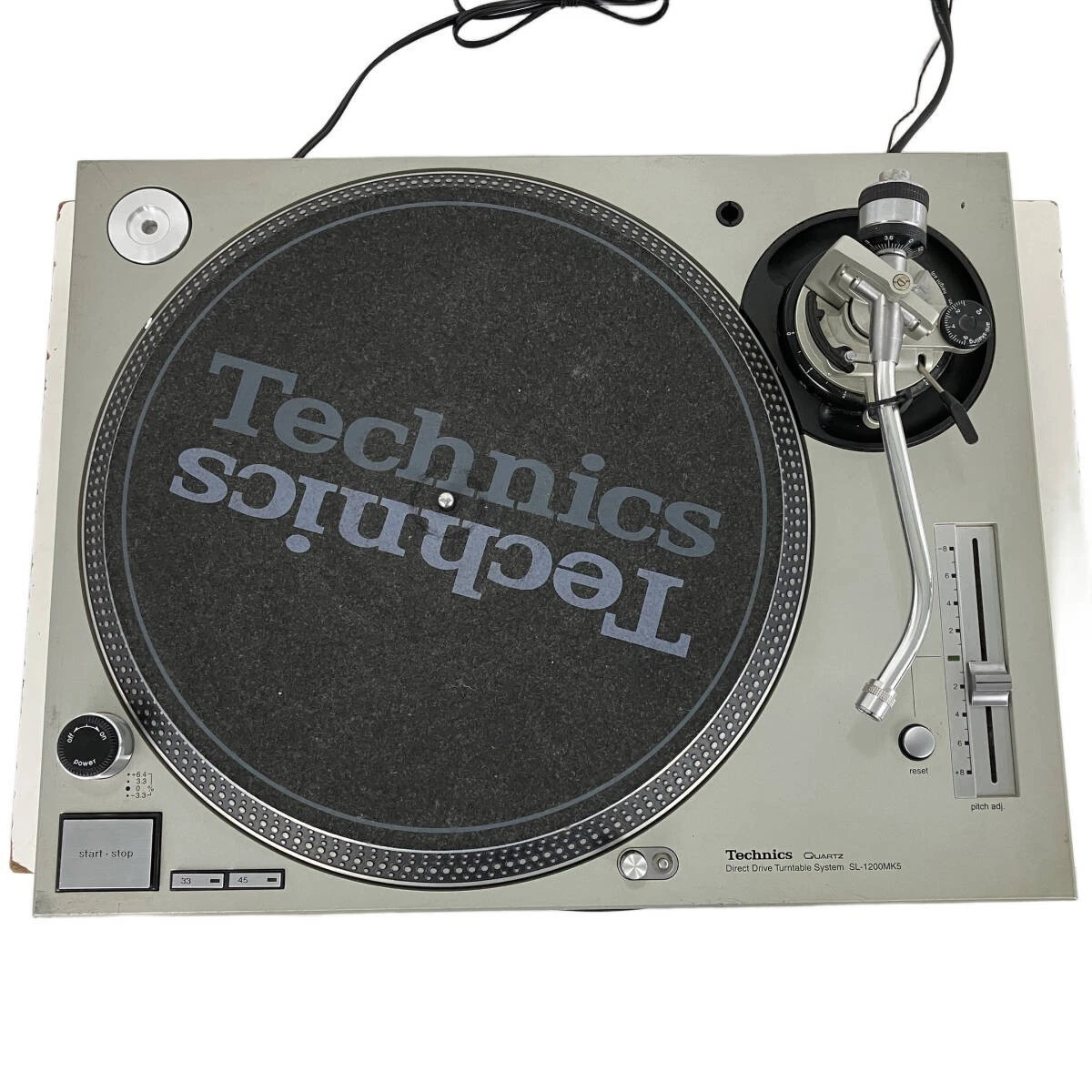 DJ機材 technics quartz direct drive SL-1200MK5 Technics SL-1200MK5 Quartz Synthesizer Direct-Drive Turntable