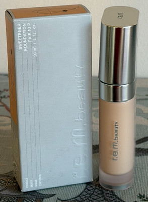 R.E.M. Beauty Sweetener Foundation Fair 10 P 30ml Full Size Neu mit Karton UVP 30£ Gratis  