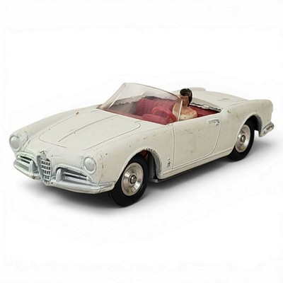 Vintage Solido Alfa Romeo Giulietta Spider 1:43 France White No 453
