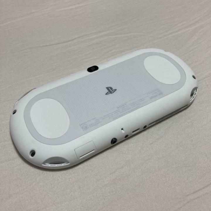 Sony PlayStation PS Vita Slim White PCH-2000 ZA12 w/BOX good