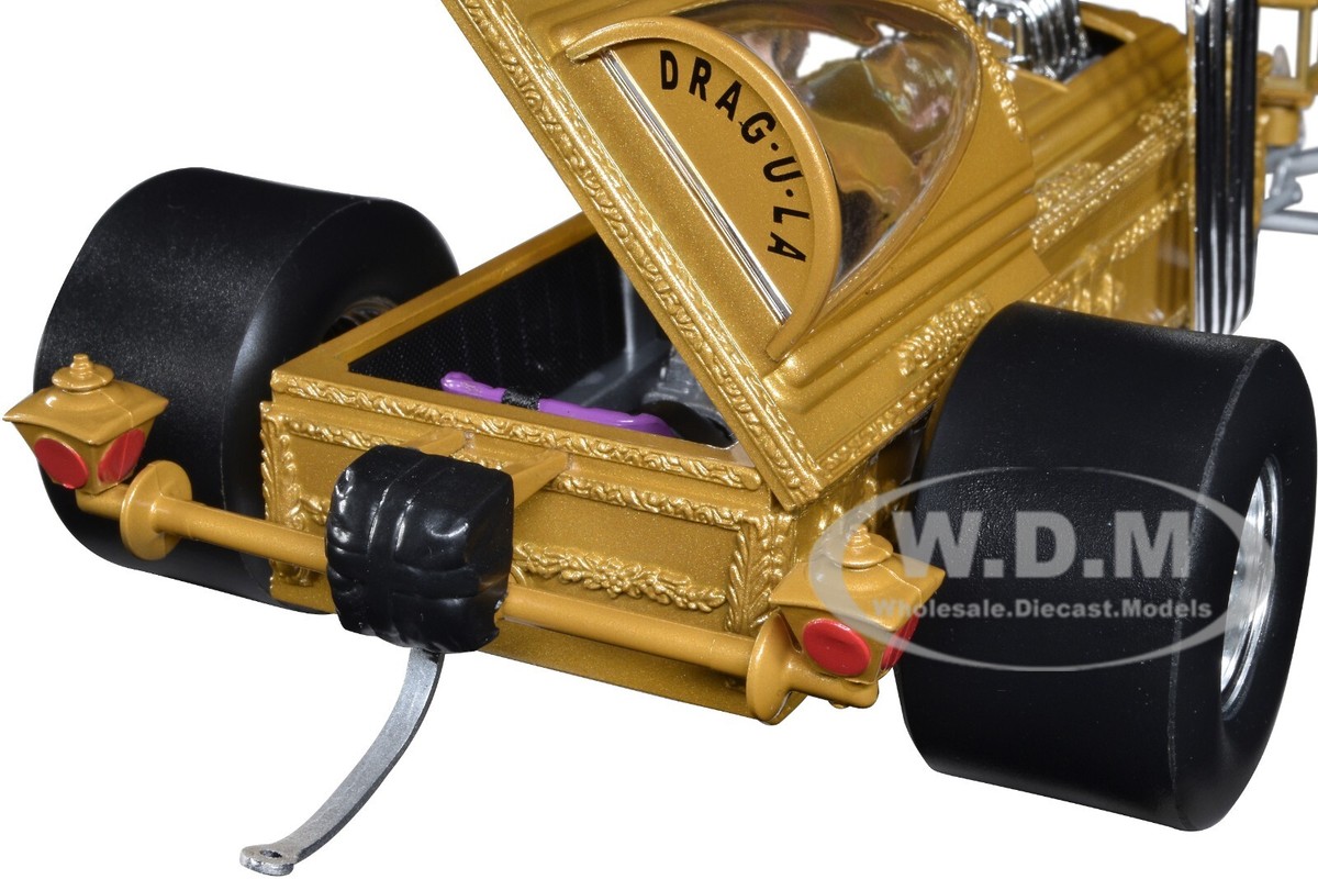 Maquette Auto World Dragula De George Barris – Modèle 1:18 En