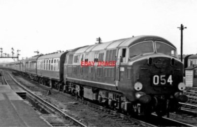 FOTO BR KRIEGSSCHIFF DIESEL D600 AKTIV 1959 BEIM LESEN 08.15 PERRANPORTH - PADDINGTO