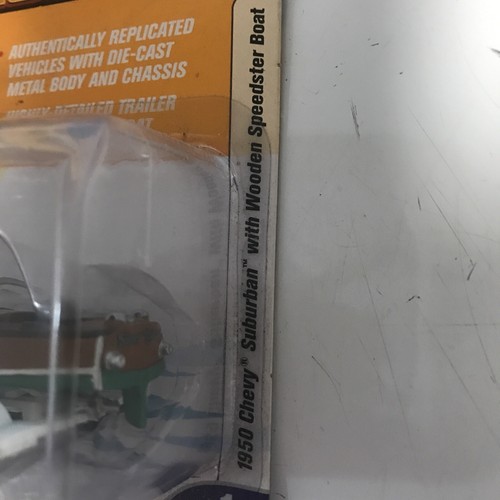Johnny Lightning 1950Chevrolet Suburban Red Vint. Wood Speedster Boat FREE SHIP! - Picture 4 of 5