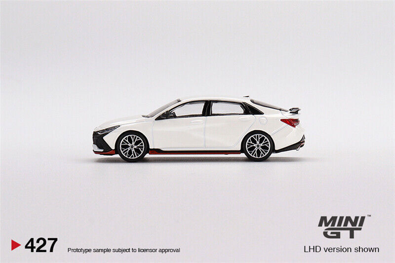ミニカー MINI GT Hyundai ELANTRA N #499 403 MINI GT 1:64 Hyundai Elantra N Ceramic White LHD Model Car