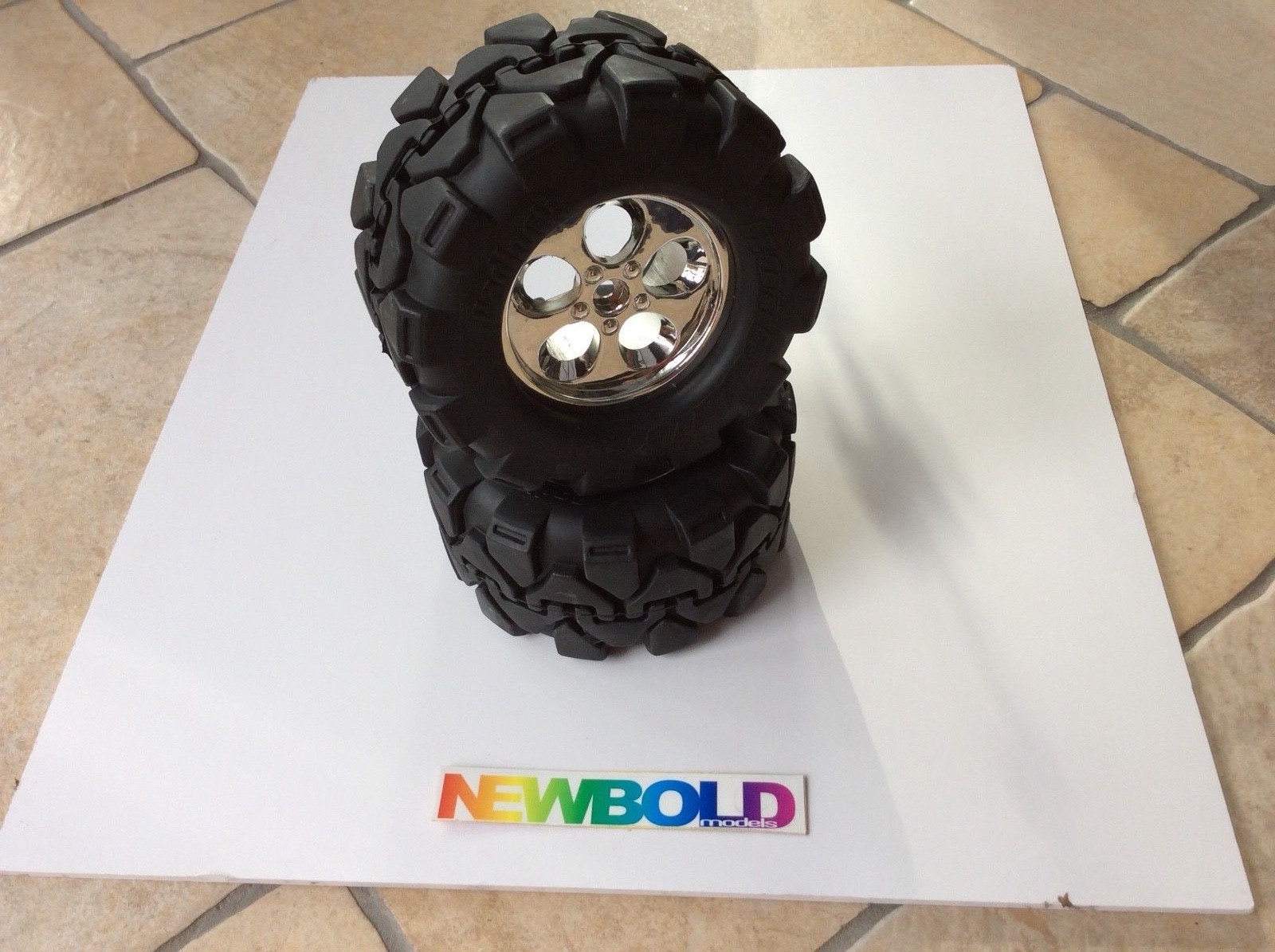 Monster Truck Wheels and Tyres, 1/8th, 2 Pieces, HB61177, New