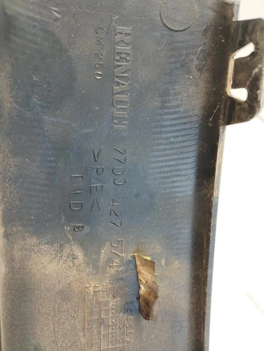 7700427574 Modanatura Anteriore per RENAULT MEGANE I FASE 2 CLASSIC (LA.. 205372 - Foto 3 di 9