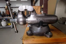 1971 era Wilton Bullet Vise SWIVEL BASE w/ 2 sets of 4" Jaws
