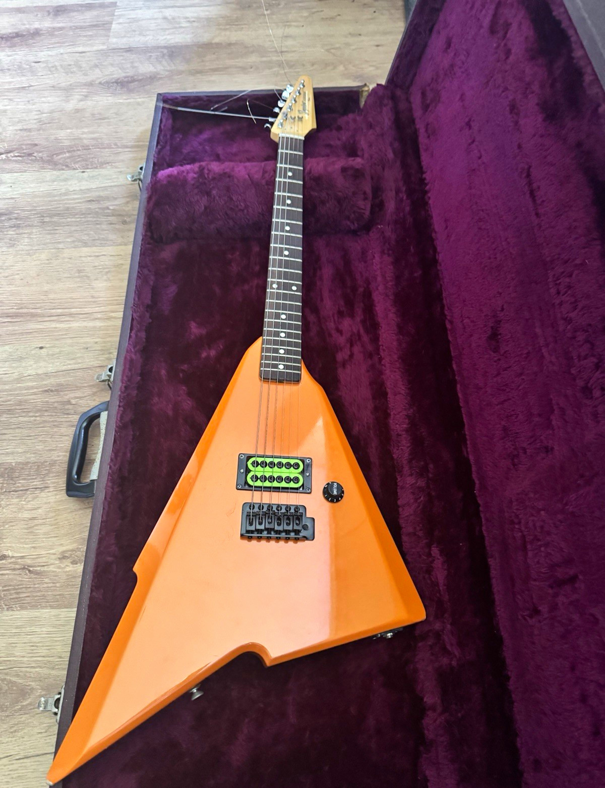Squire Katana  1985 Orange Solid 6-String RH + Case