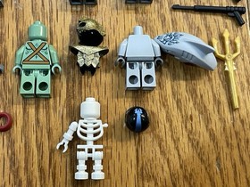 8078 Lego Atlantis Minifigures: atl013, atl007, atl004, atl011, atl012, atl008