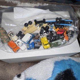 Lot of 16 Vintage Micro Machines Galoob Mixed Lot & Extra Parts