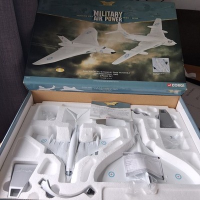 Corgi AA99134 Avro Vulcan B.2 HP Victor B.2 Modellset im Maßstab 1:144. MIB REF BD