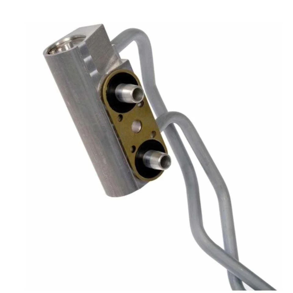 For GMC Sierra 1500 2015-2019 Transmission Oil Cooler | Black, Silver Housing Foto 2 de 4