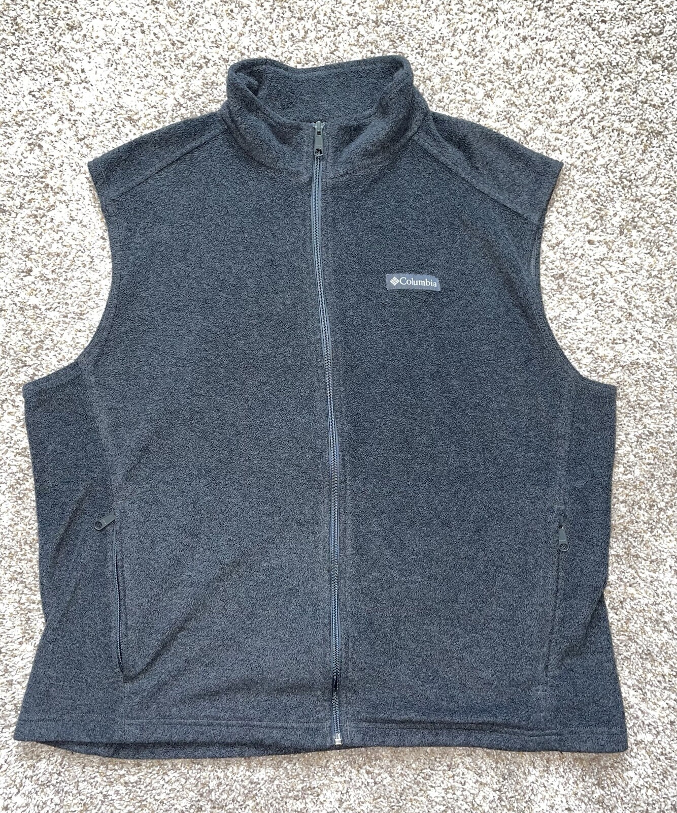Columbia Men's XL Grey Fleece Vest for Comfort & Warmth