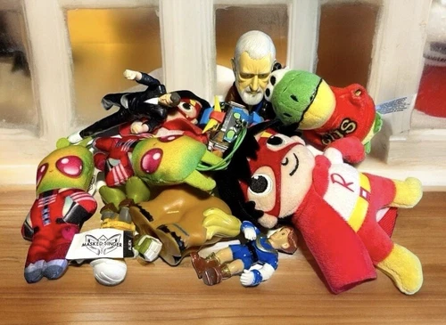 Toy sale - Lot of 11 stuffed animals and keychains, & Toys Preloved