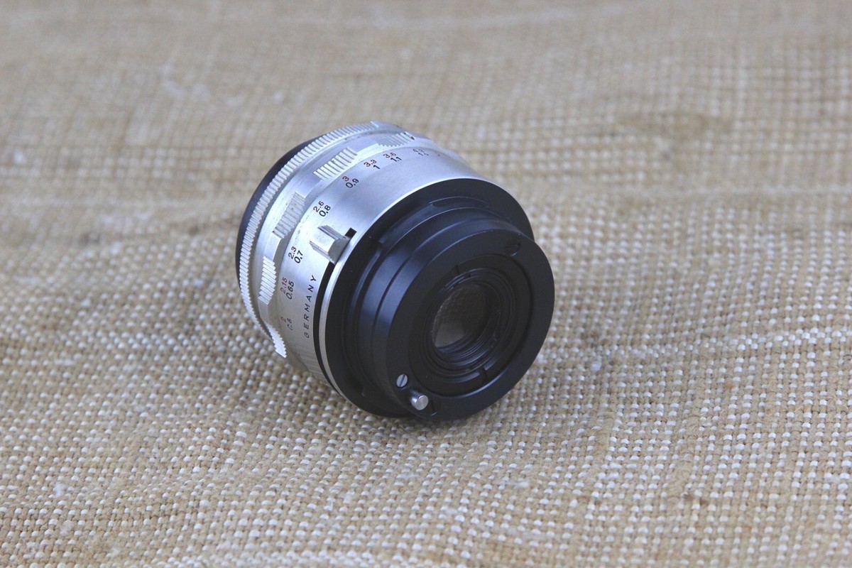 Lens Carl Zeiss Jena Tessar (2.8 / 50) Mount For camera Praktina