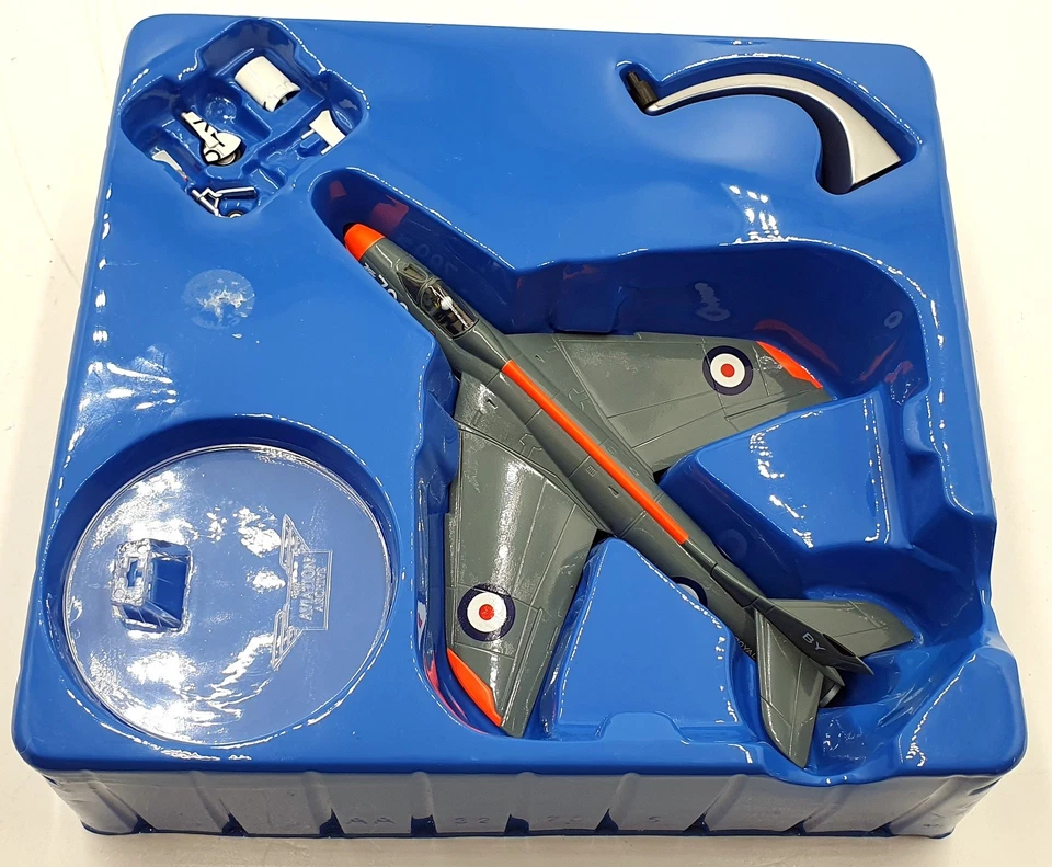 Corgi 1/72 Scale Diecast AA32705 Hawker Hunter GA11 738Sqn Rough Diamonds 1969 - Image 4 of 4