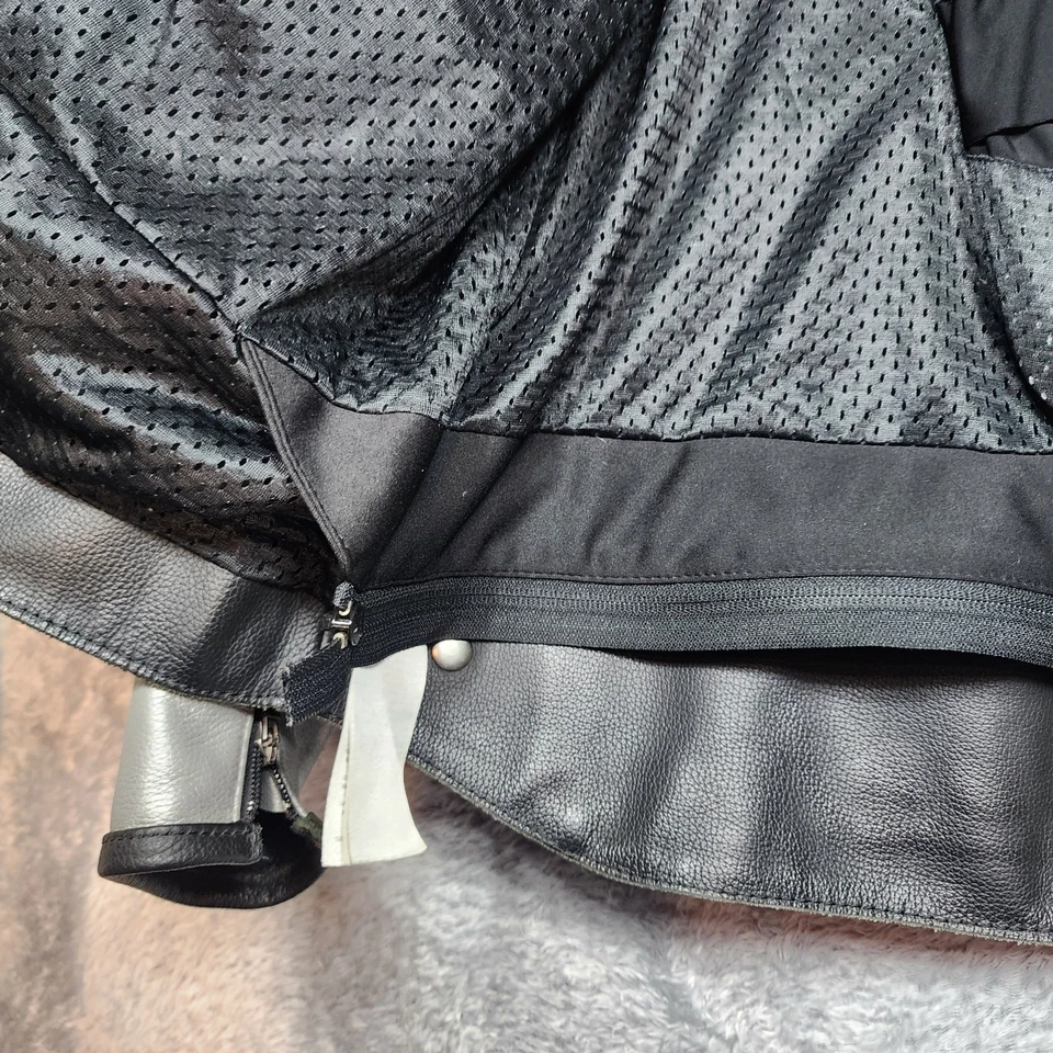 Chaqueta de cuero ICON Overlord forrada y blindada para motocicleta talla 3XL Foto 2 de 4
