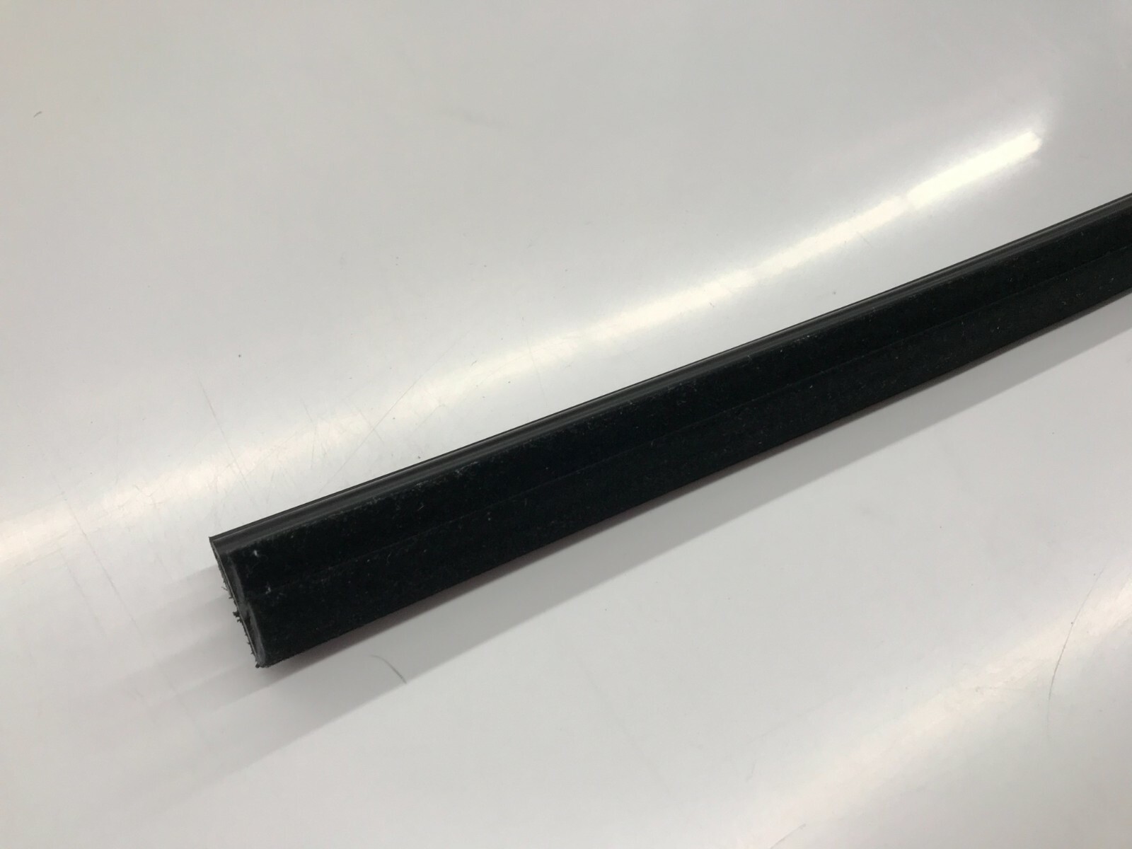 LAMBORGHINI MURCIELAGO LP640 COUPE LH/RH DOOR GASKET SEAL OEM 418837530