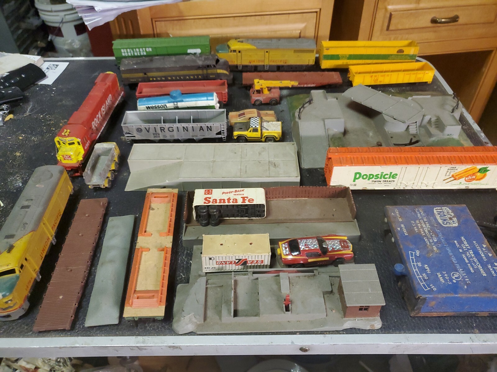 Large Lot of LifeLike and Tyco HO Scale TRAIN PARTS. FOR PARTS OR REPAIR READ. eBay