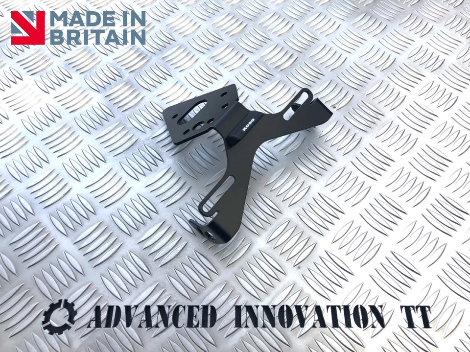 Triumph Street Triple 675 R/RX cola ordenada. 2013 2014 2015 2016 2017 2018 Foto 4 de 4