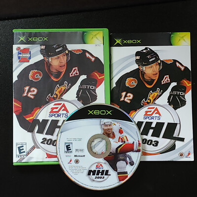 NHL 2004 Microsoft Xbox Game Complete With Manual CIB