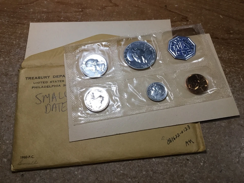 1960 US Mint Proof Set with Small Date Original Packaging 081622 123ak - Image 3 of 4