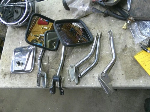 JEEP CJ MIRRORS AND COMPONENTS (CHROME).  2 SETS W/GLASS NOT BROKEN, 3 ARMS, ETC