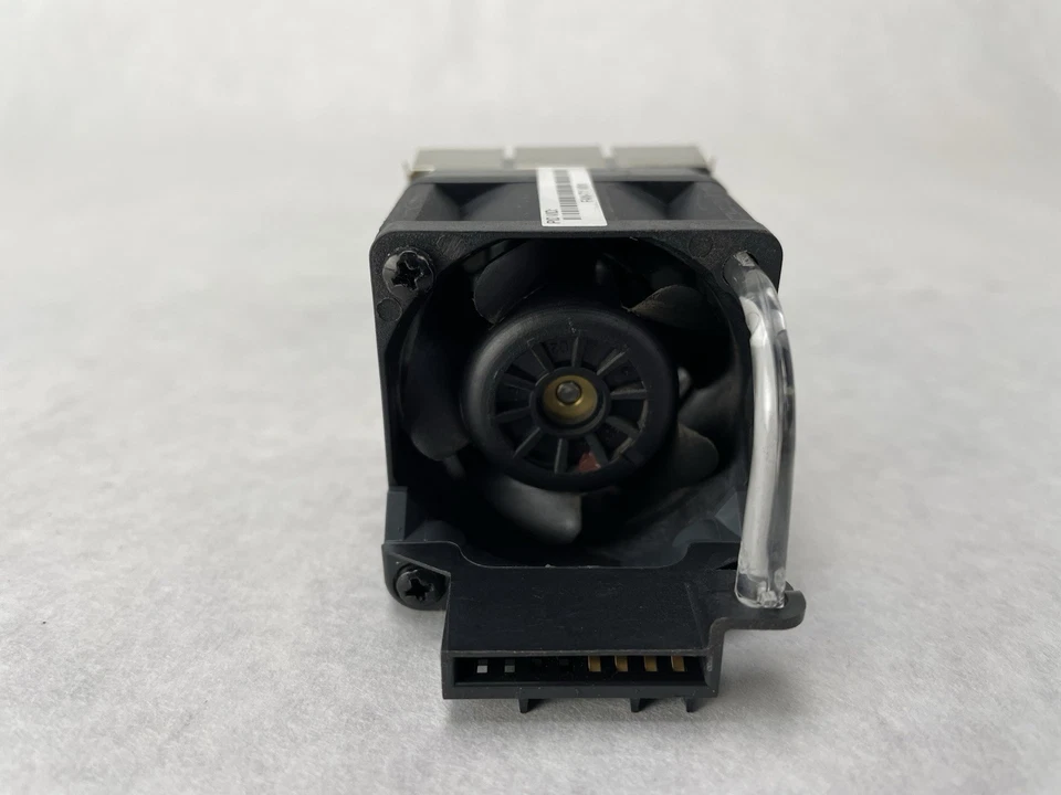 Вентилятор Cisco для Cisco Catalyst 3650/3850 FAN-T1 (лот из 3) - Изображение 2 из 4