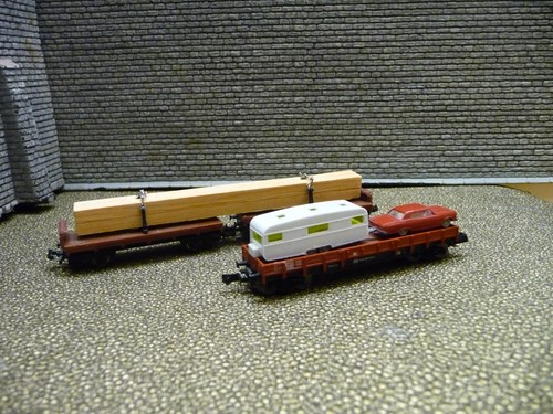 Lima 3035 40 K Fleischmann 8281 Niederbordwagen mit Ladung 2er Set | Zustand: Gebraucht